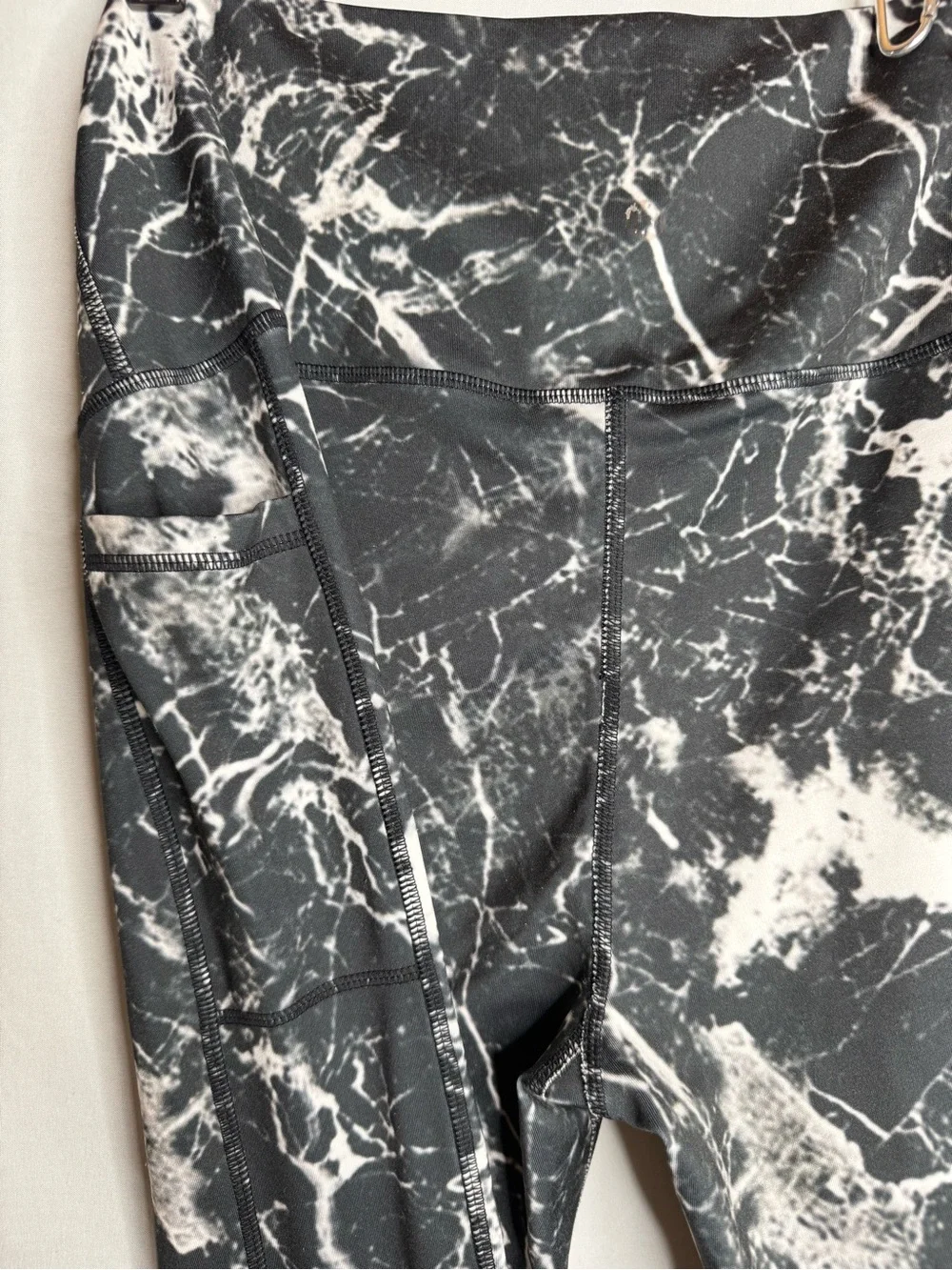 LegEnd Yoga Pants Leggings Black Marble Print Pockets High Waist Women's XL A8 3